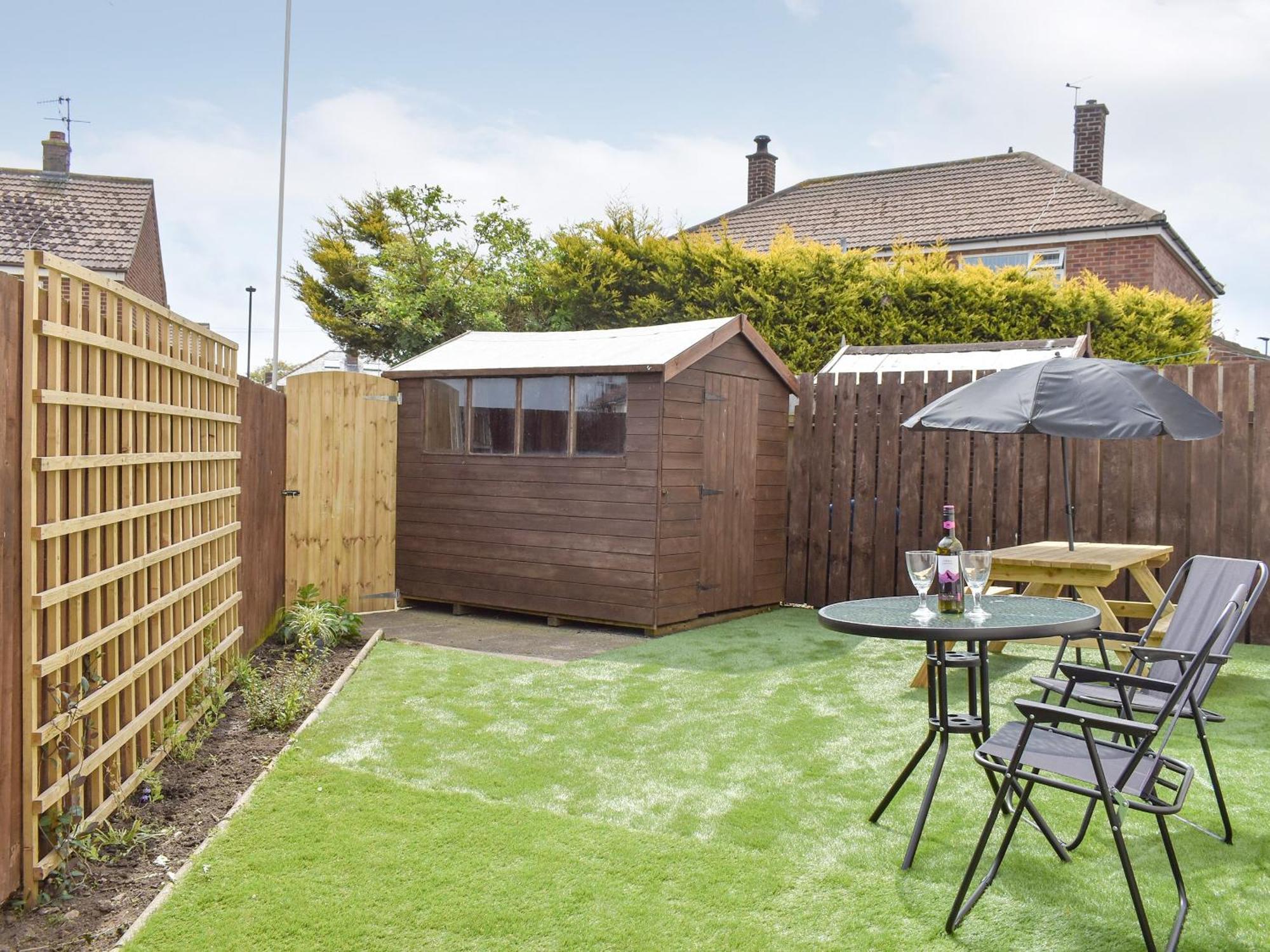 The Garth Villa Whitby Exterior photo