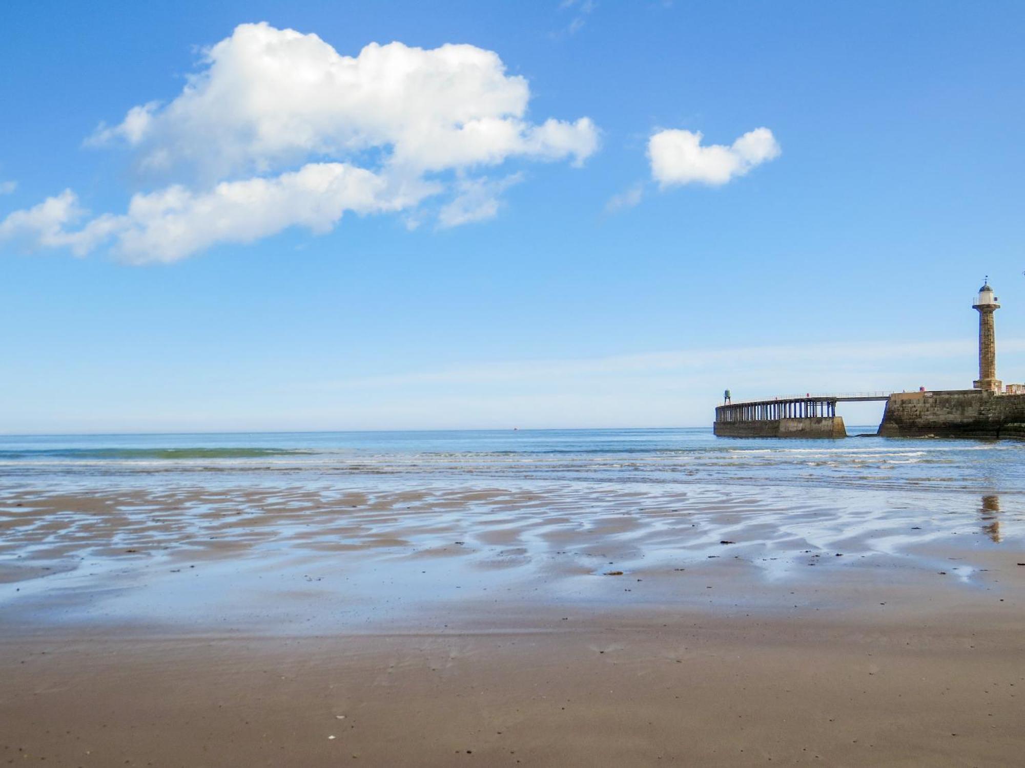 The Garth Villa Whitby Exterior photo